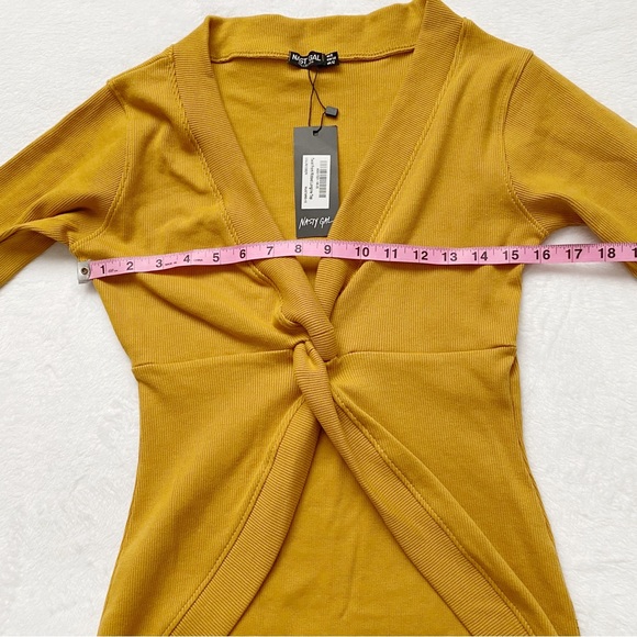 NWT Nasty Gal Mustard Ribbed Cinched Center Pullover Top - Picture 4 of 11